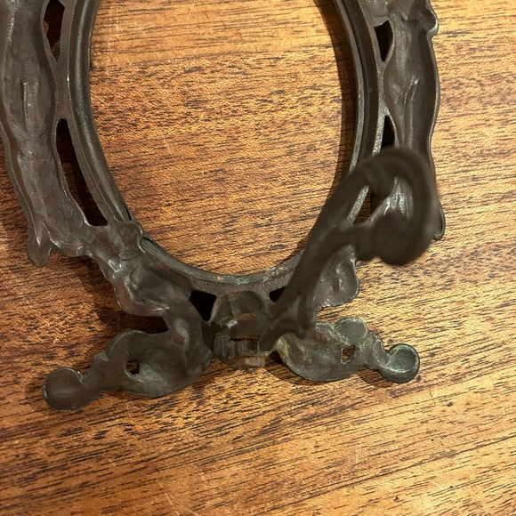 Art nouveau oval Photo Picture Frame Ornate Shell & Ladies Cast Iron. - Picture 6 of 6